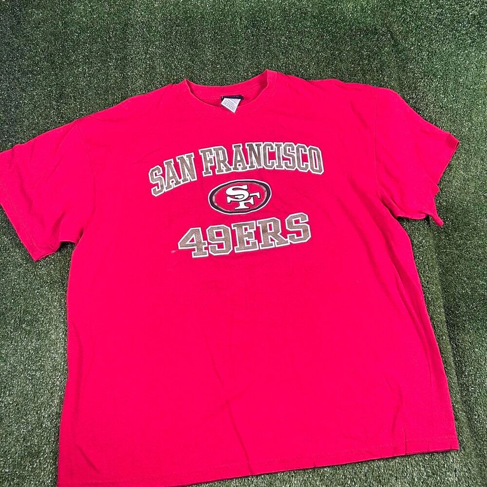 Nfl Men's Red and Pink T-shirt